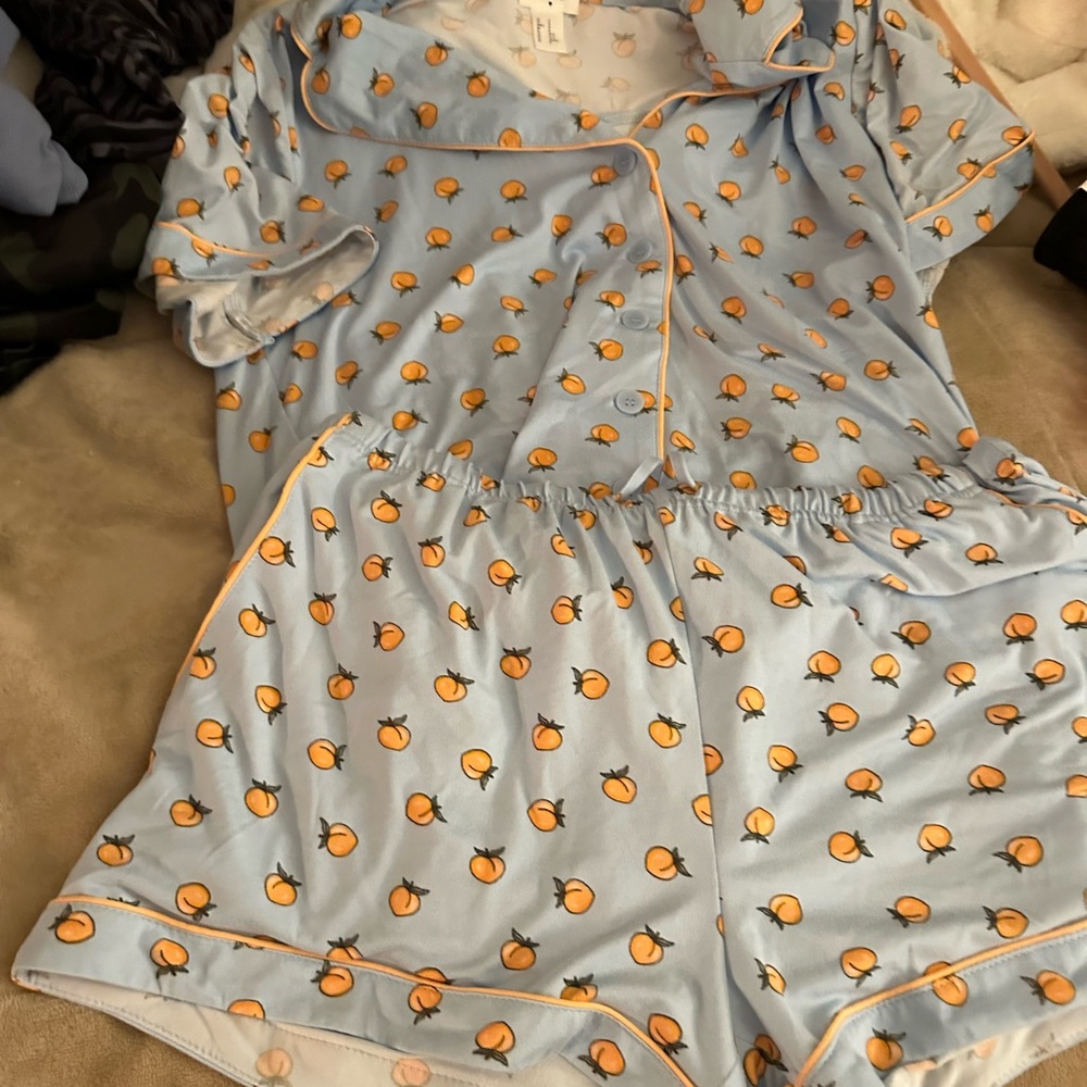 Forever 21 Blue and Orange Fox Print Pajama Set